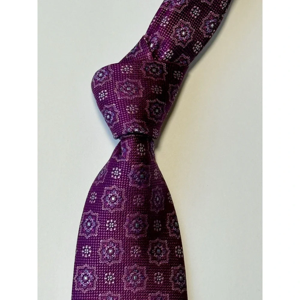 DAVID DONAHUE Men's‎ Silk Purple Necktie Italy/USA Luxury Designer Geometric EUC